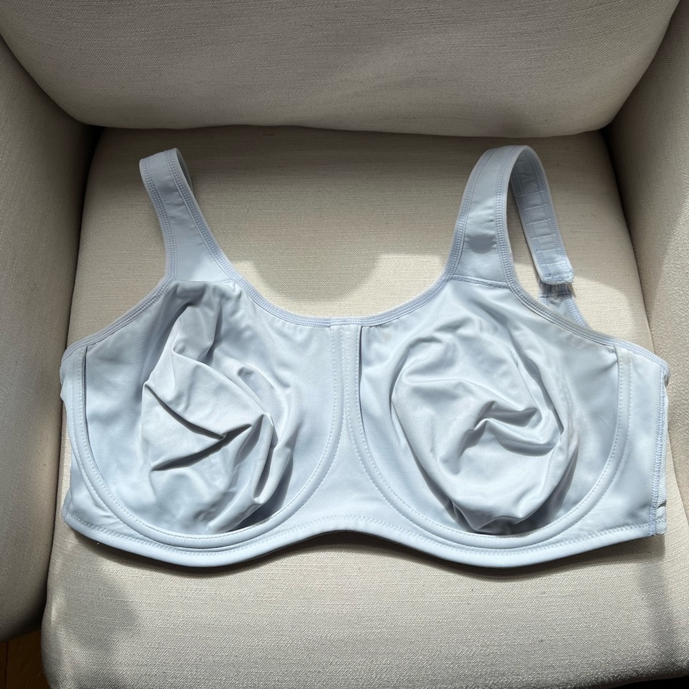 Light Blue (Artic Ice) Wacoal Underwire Sports Bra 38H